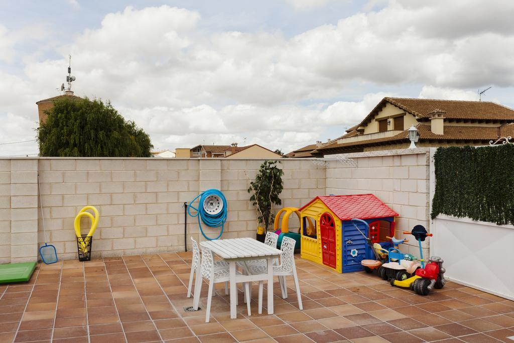 Nava de la Asuncion Tiara Vacaciones 빌라 외부 사진